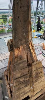 restauratie torenspits Opstal